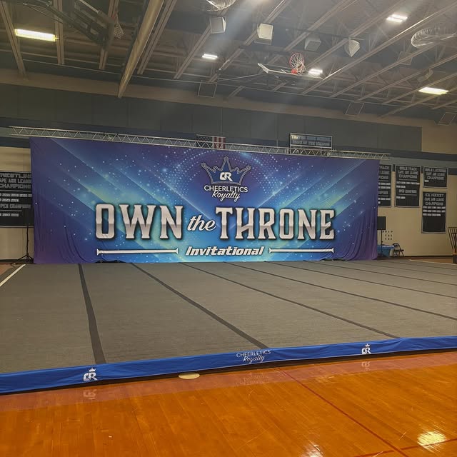 We are excited for a FINTASTIC day at OWN the THRONE with our prep teams!💚💙🦈

🏝️Tin…