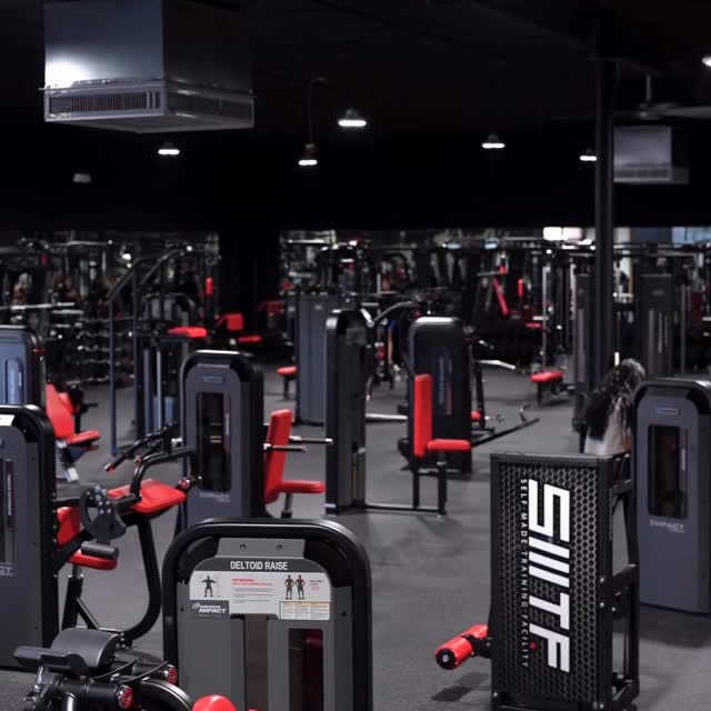 ~30,000 square feet. Hundreds of pieces of equipment. There’s a reason that THIS is #Wh…
