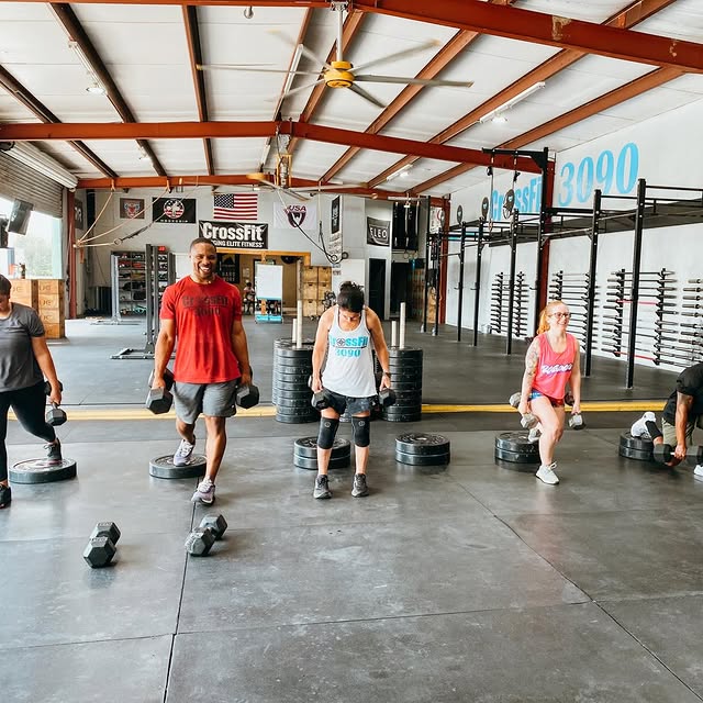 Discipline will take you places motivation never will.

#crossfit3090 #morethanabox #fa…