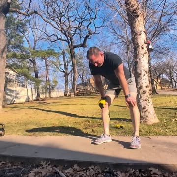 A little #anywherefit wod at the house today. 
5 rounds
70m ish hill run
20 KB Swings (…