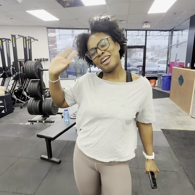 Who’s ready for the weekend? 😈💥

The morning class brought all the vibes!

@nes_sah @…